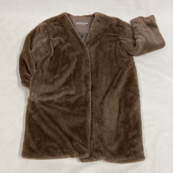 niko and.. Faux Fur long teddy bear coat brown oversized collarless size L EUC - Picture 8 of 11